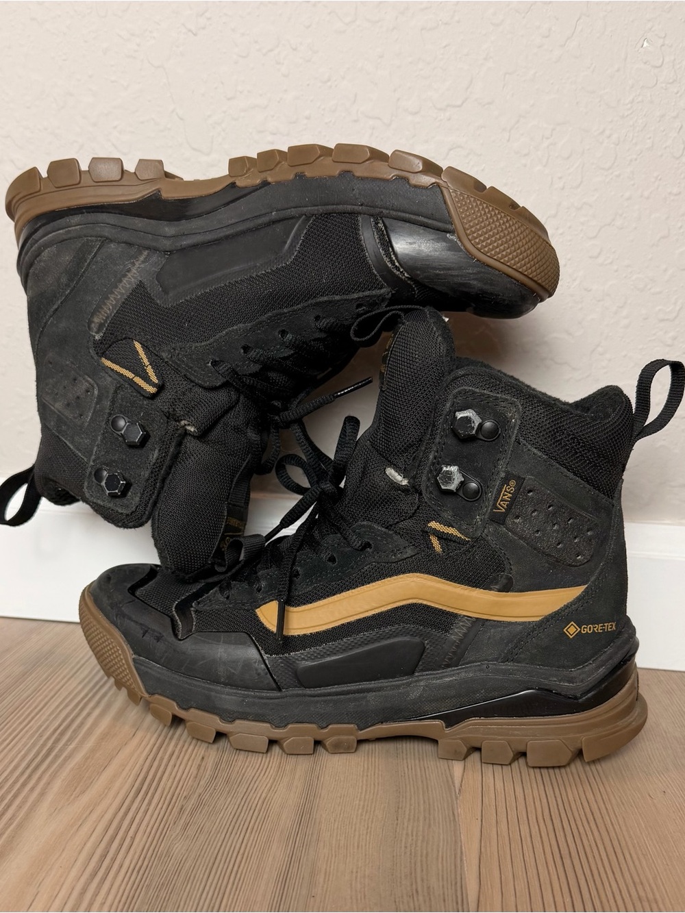 Vans MTE GORE-TEX Boots